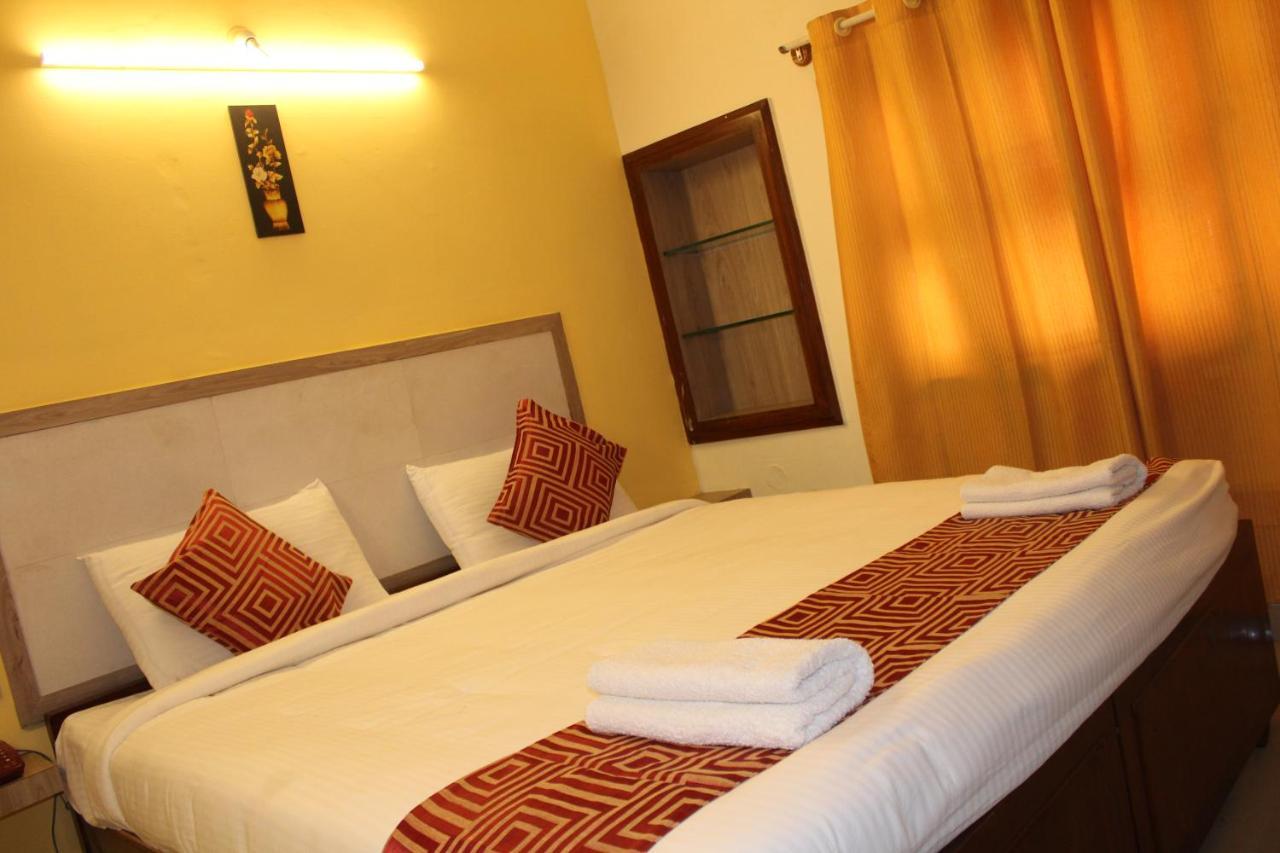 מייזור Kaveri Hotel Bed & Breakfast מראה חיצוני תמונה