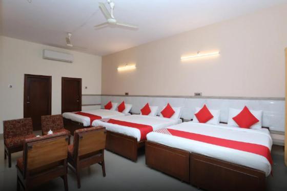 מייזור Kaveri Hotel Bed & Breakfast מראה חיצוני תמונה