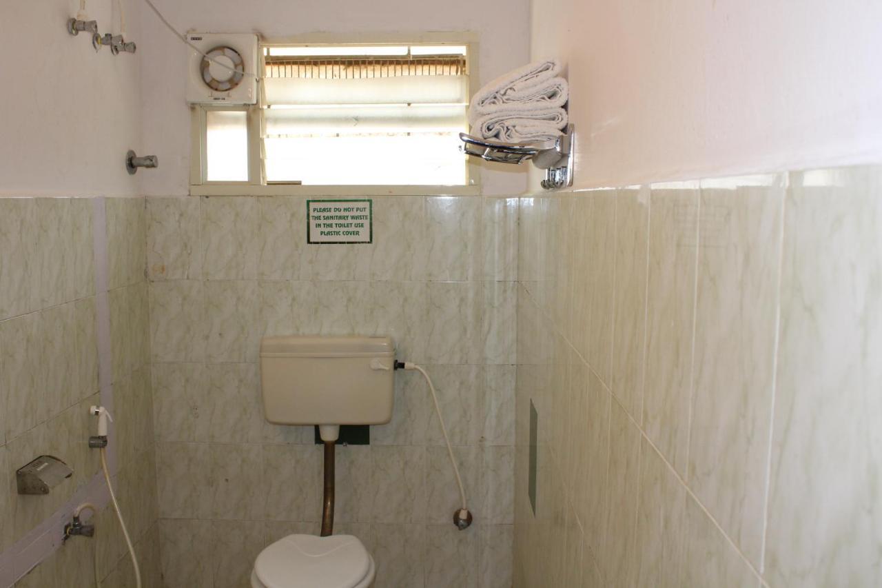 מייזור Kaveri Hotel Bed & Breakfast מראה חיצוני תמונה