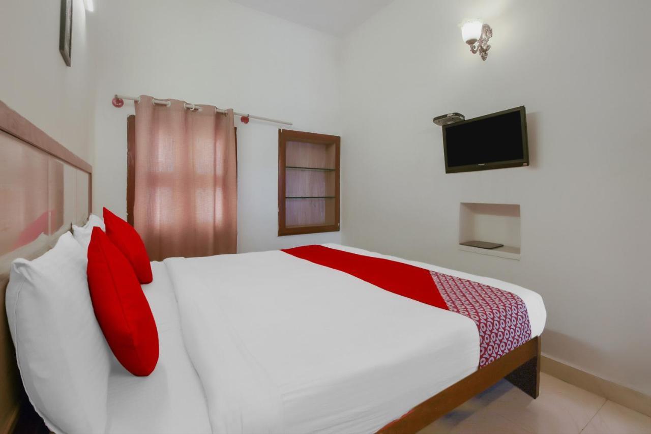 מייזור Kaveri Hotel Bed & Breakfast מראה חיצוני תמונה