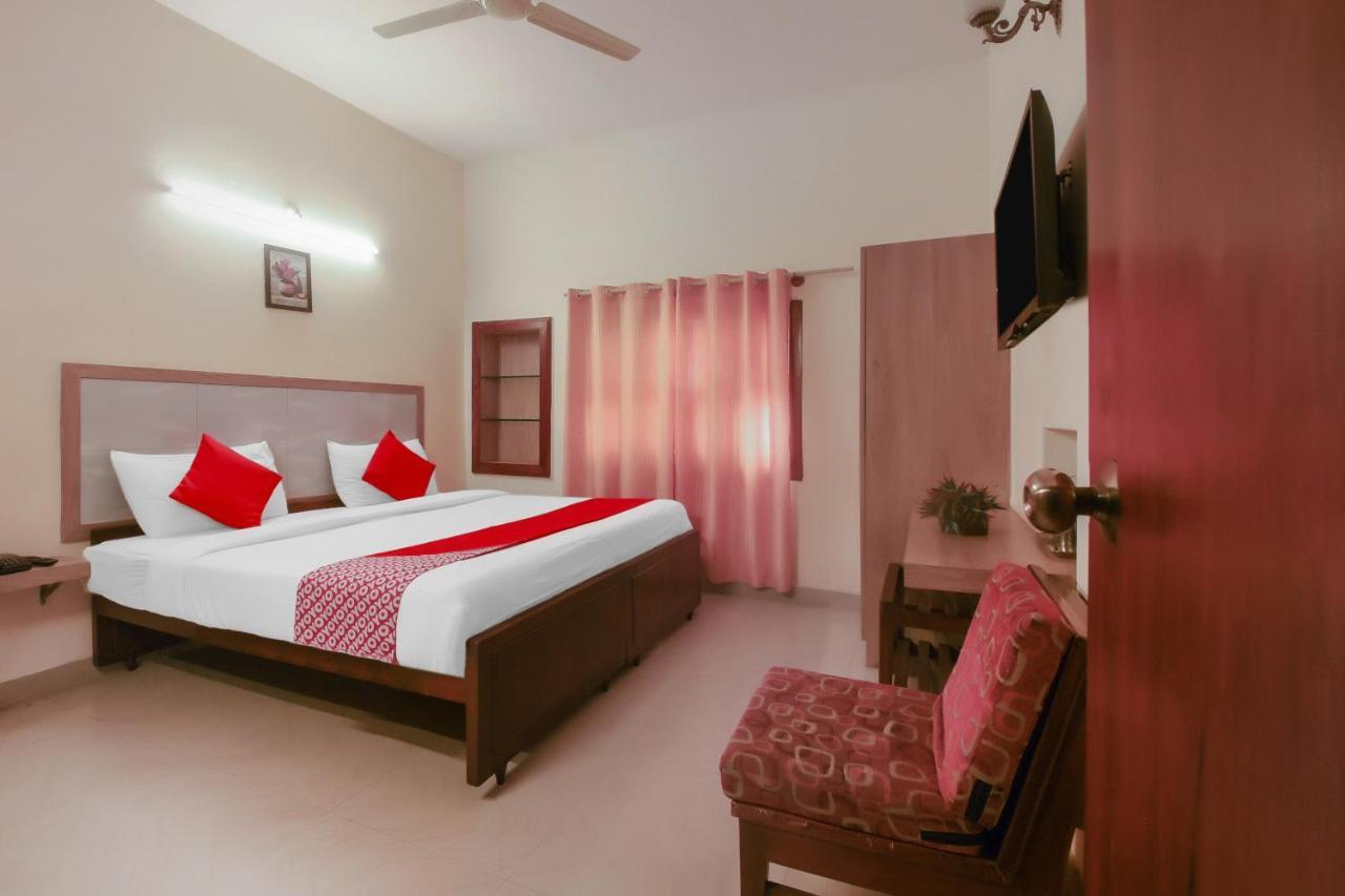 מייזור Kaveri Hotel Bed & Breakfast מראה חיצוני תמונה