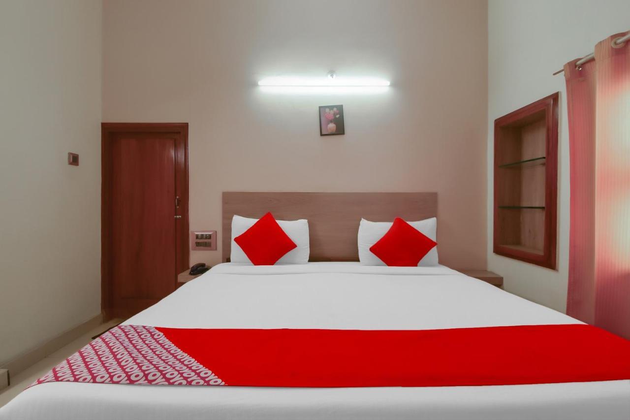 מייזור Kaveri Hotel Bed & Breakfast מראה חיצוני תמונה
